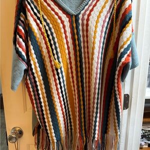 Gimmicks by BKE Multicolor V-Neck Sweater